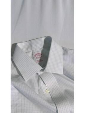 Brooks Brothers Men’s Shirt 15-33 Regular White Blue Check 100% Cotton Non-Iron